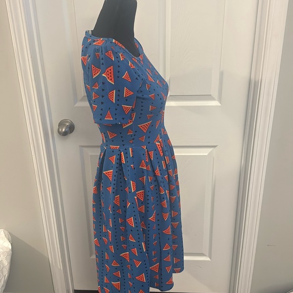 XS LulaRoe Amelia dress with watermelon pattern - Picture 2 of 3